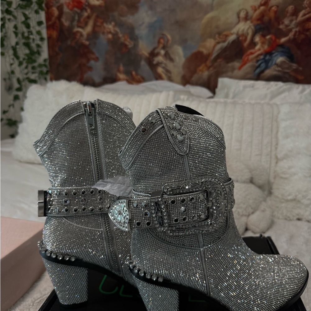 Sheriff Shine Silver Rhinestone Cowboy Boots – CLUB EXX – Size 10 – NWT